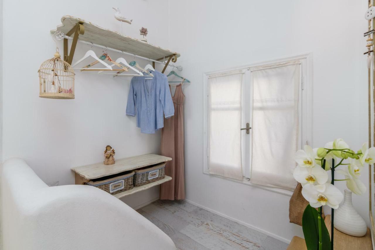 Heavenly Milos Suites Agia Kiriaki Beach (Milos) Exterior foto